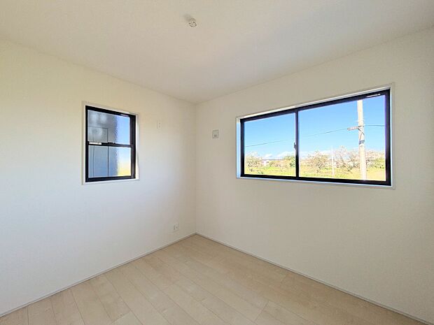 充実した生活は伸びやかな居室空間から始まります。快適に・伸びやかに。心の潤いを求める方々へ。