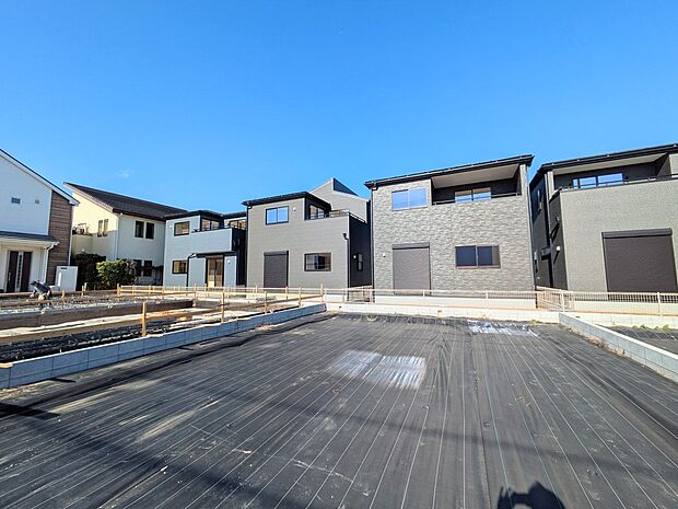 【ひとつ先の住み心地】家族の温かさと陽光の暖かさ、楽しい毎日と明るい未来を予感させる「空間が織り成すひとつ先の住み心地」を演出します。