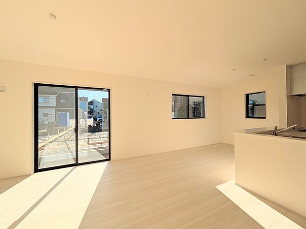 【Living-dining-リビングダイニング】流行に左右されず、将来にわたって価値が継続する「上質」な佇まい。