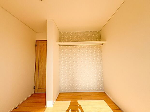 C号棟【収納】こちらの物件に少しでもご興味がありましたら、お気軽にお電話下さい。ネット上で「見えない物」「わからない事」でも、実際にご見学いただくことで、手に取るようにおわかりいただけるはず…