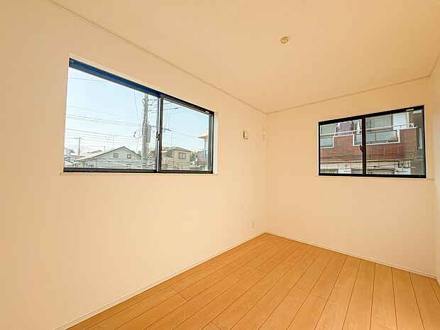 C号棟【洋室5.13帖】充実した生活は伸びやかな居室空間から始まります。快適に・伸びやかに。心の潤いを求める方々へ。