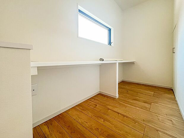 【スタディカウンター】スタディーカウンターがあるので、勉強するお子様を見守れます。