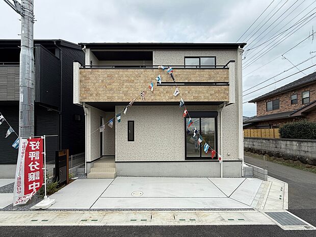 【外観】こちらの物件が少しでも気になるようでしたら、お気軽にお問合せください。人生でいちばん大きなお買い物ですので、ゆっくりご見学ください。ネット上の画像と実際の見学では、リアル感がまるで違…