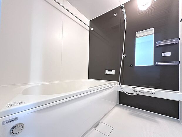 【浴室】一日の疲れを癒してくれるお風呂空間。使いやすさと上質な質感を両立して、単なる習慣から特別な時間に変わるはず。