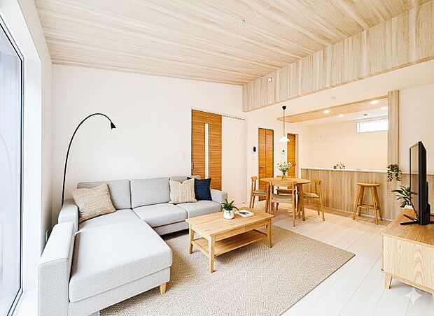 1号棟【LDK16帖】流行に左右されず、将来にわたって価値が継続する「上質」な佇まい。