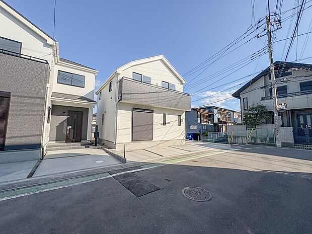 B号棟【前面道路6.1m】車の通行が少ないので、静かな住環境を維持することができます。