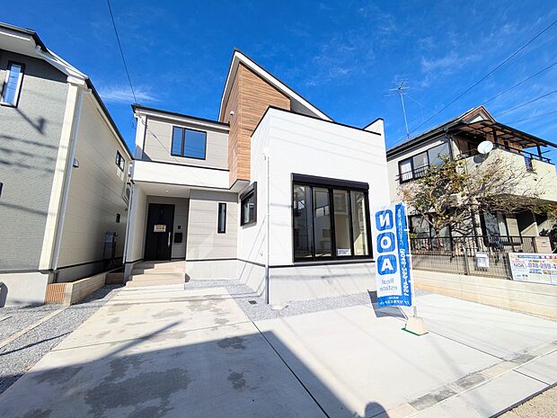 カースペース2台可。車が1台なら、来客用の駐車場や、駐輪スペースとしてご活用ください。