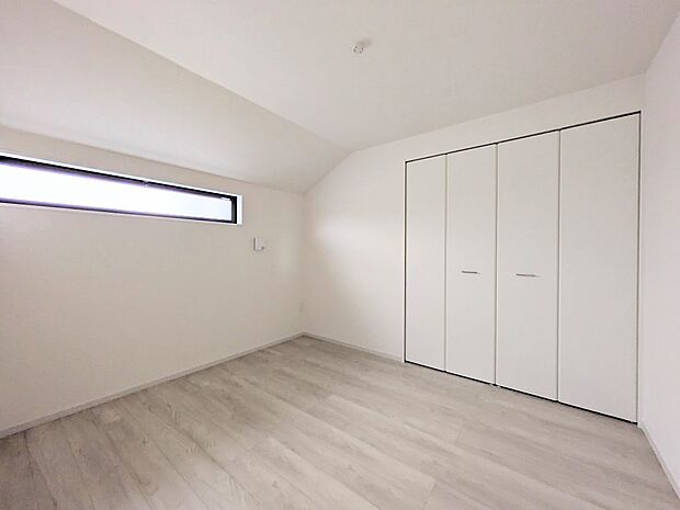 ここから始まる「日常」はご家族にとってかけがえのない時間となります。少しでも豊かに、快適に。そんな想いから本邸宅は生まれました。