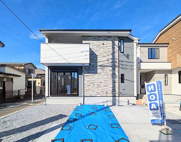 家は一生のお買物。自分ならではの家族ならではの、家にしたい。書斎を設ける。子どものプレイングルームを設ける。趣味のオーディオルームを設置する。夢を追うオンリーワンの家です。