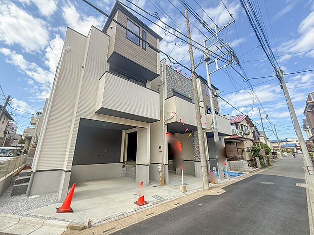 2号棟【前面道路4m】陽当りや通風性など各所に施された工夫で住みやすさを実現。部屋の大きさや周辺環境・街など、資料には掲載していない情報が現地にはたくさんございます。是非ご確認下さい。