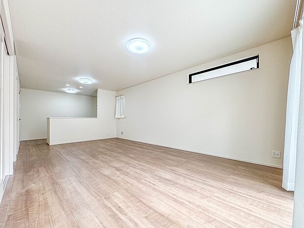 A号棟【LDK19帖】インテリアショップで見掛けた「あの家具」も置ける、ゆったりとした空間。時に広さが上質な寛ぎの時間になる事も。