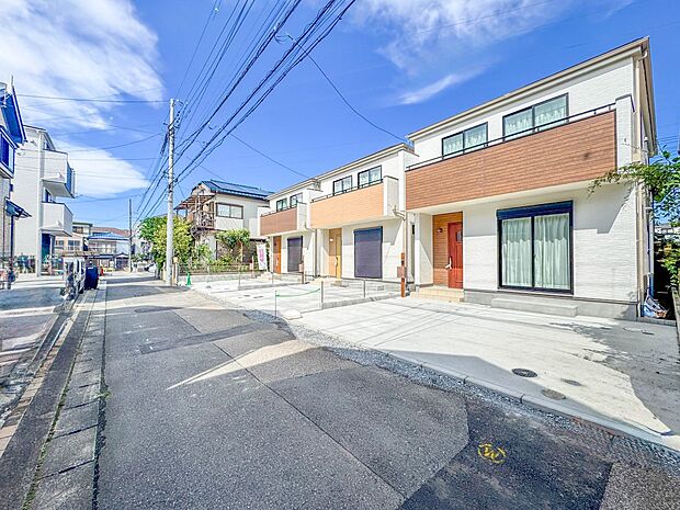 C号棟【前面道路4M】車の通行が少ないので、静かな住環境を維持することができます。