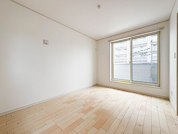 【寝室6.4帖】充実した生活は伸びやかな居室空間から始まります。快適に・伸びやかに。心の潤いを求める方々へ。