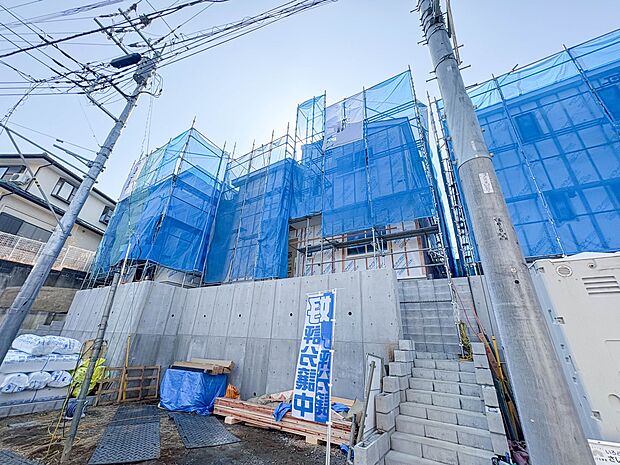 1号棟【現地】陽当りや通風性など各所に施された工夫で住みやすさを実現。部屋の大きさや周辺環境・街並など、資料には掲載していない情報が現地にはたくさんございます。是非ご確認下さい。