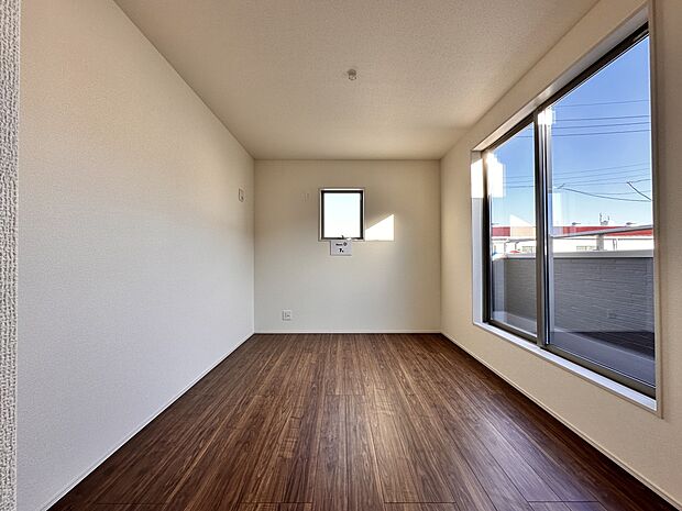 【洋室 7帖】充実した生活は伸びやかな居室空間から始まります。快適に・伸びやかに。心の潤いを求める方々へ。