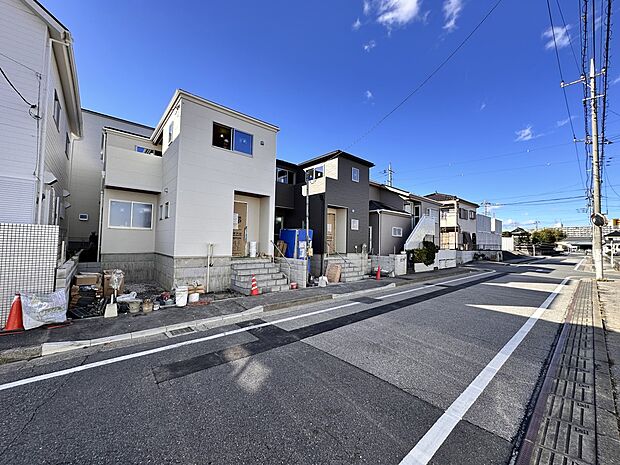 【外観】陽当りや通風性など各所に施された工夫で住みやすさを実現。部屋の大きさや周辺環境・街並など、資料には掲載していない情報が現地にはたくさんございます。是非ご確認下さい。