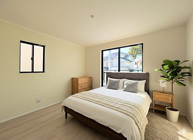 【寝室】充実した生活は伸びやかな居室空間から始まります。快適に・伸びやかに。心の潤いを求める方々へ。