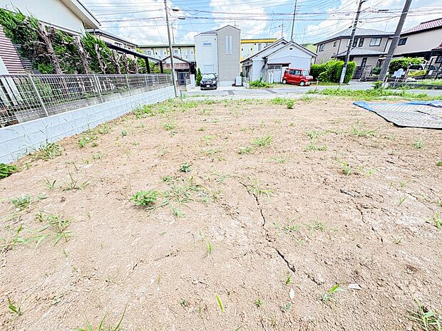 【外観】家族の温かさと陽光の暖かさ、楽しい毎日と明るい未来を予感させる「空間が織り成すひとつ先の住み心地」を演出します。