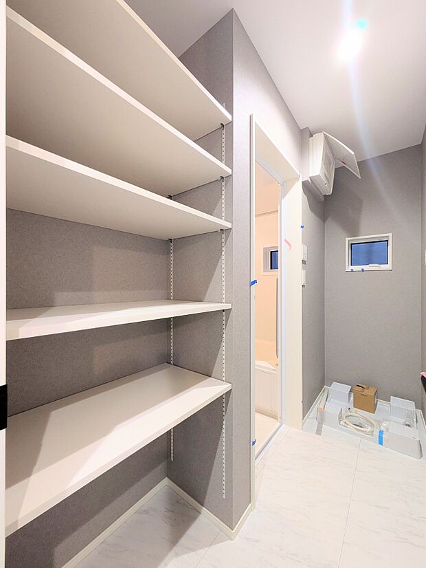 ランドリースペースは広さもたっぷり。