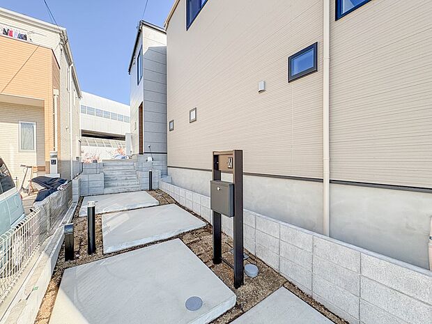 【外観】陽当りや通風性など各所に施された工夫で住みやすさを実現。部屋の大きさや周辺環境・街並など、資料には掲載していない情報が現地にはたくさんございます。是非ご確認下さい。