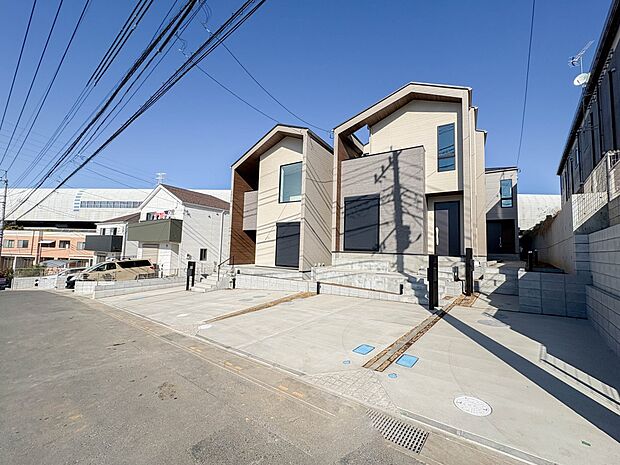 4号棟【前面道路4ｍ】車の通行が少ないので、静かな住環境を維持することができます。