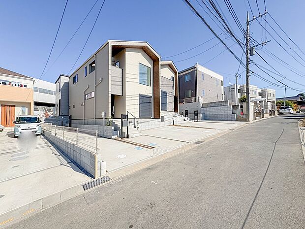 4号棟【前面道路4m】車の通行が少ないので、静かな住環境を維持することができます。