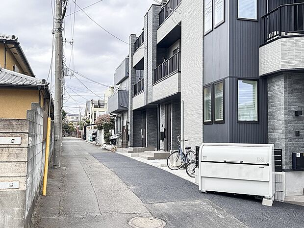 家族の温かさと陽光の暖かさ、楽しい毎日と明るい未来を予感させる「空間が織り成すひとつ先の住み心地」を演出します。