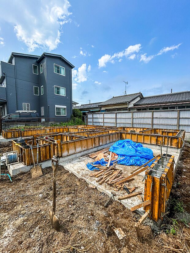 家族の温かさと陽光の暖かさ、楽しい毎日と明るい未来を予感させる「空間が織り成すひとつ先の住み心地」を演出します。