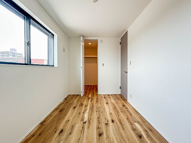 2号棟【洋室5帖】ぜひ、ご覧ください。