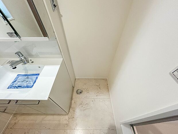 2号棟【ランドリースペース】ランドリースペースは広さもたっぷり。