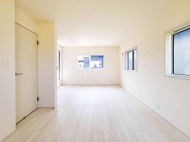 1号棟【6.56帖洋室-】一日の疲れをいやしてくれる主寝室。時を忘れて過ごす場所として過ごせるお部屋。