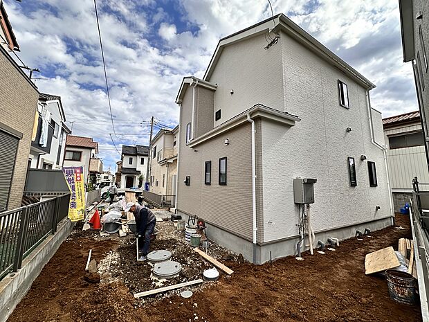 【外観】こちらの物件が少しでも気になるようでしたら、お気軽にお問合せください。人生でいちばん大きなお買い物ですので、ゆっくりご見学ください。ネット上の画像と実際の見学では、リアル感がまるで違…
