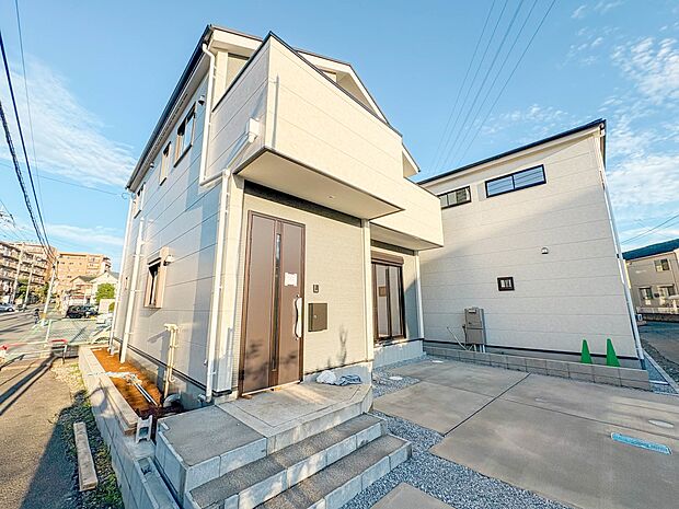 【外観】こちらの物件が少しでも気になるようでしたら、お気軽にお問合せください。人生でいちばん大きなお買い物ですので、ゆっくりご見学ください。ネット上の画像と実際の見学では、リアル感がまるで違…