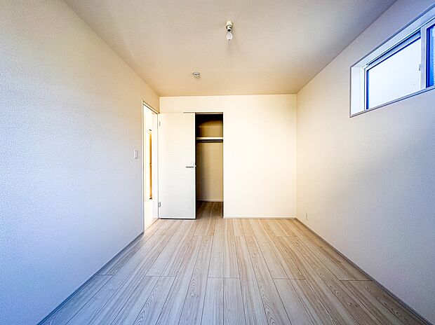 【その他】こちらの物件が少しでも気になるようでしたら、お気軽にお問合せください。人生でいちばん大きなお買い物ですので、ゆっくりご見学ください。ネット上の画像と実際の見学では、リアル感がまるで…