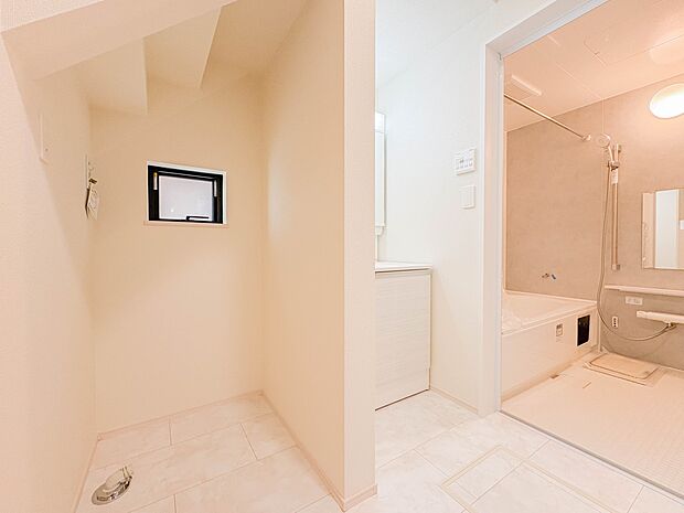 【ランドリースペース】ランドリースペースは浴室です!