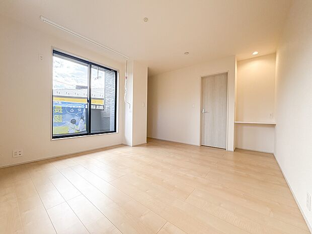 【寝室8.87帖】充実した生活は伸びやかな居室空間から始まります。快適に・伸びやかに。心の潤いを求める方々へ。