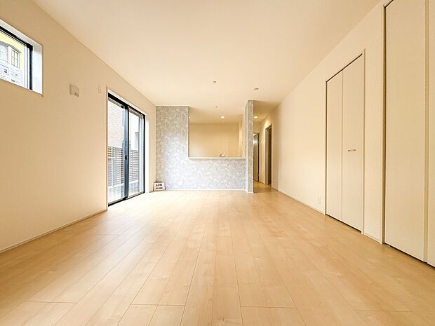 【LDK12.25帖】料理をしながら、後片付けをしながら二人で会話を楽しみたい空間。