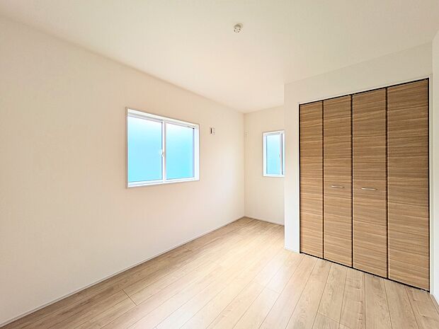 こちらの物件が少しでも気になるようでしたら、お気軽にお問合せください。人生でいちばん大きなお買い物ですので、ゆっくりご見学ください。ネット上の画像と実際の見学では、リアル感がまるで違います。…