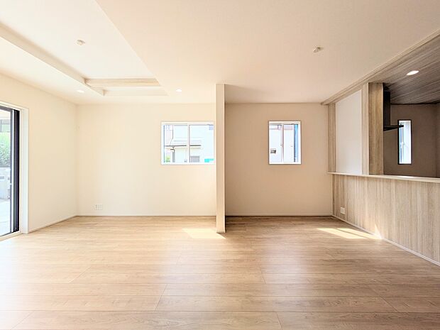 こちらの物件が少しでも気になるようでしたら、お気軽にお問合せください。人生でいちばん大きなお買い物ですので、ゆっくりご見学ください。ネット上の画像と実際の見学では、リアル感がまるで違います。…