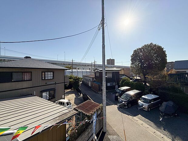 1号棟【眺望】眺望や窓からの景色が良いと、家で過ごす時間も快適です。