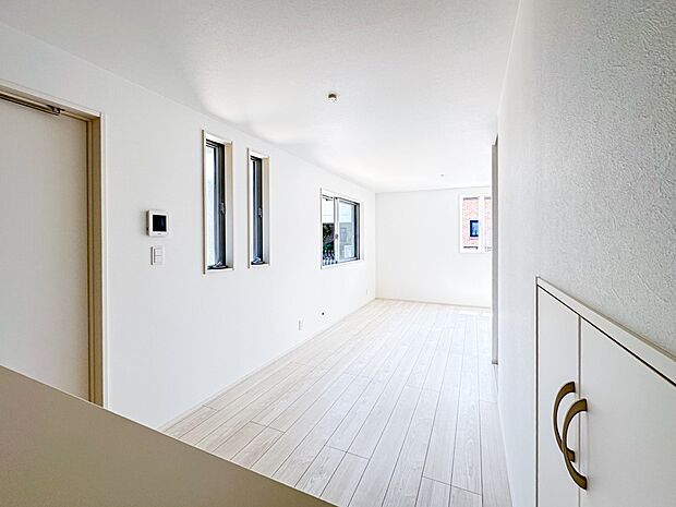 1号棟【ダイニング】家族の様子が見えやすいダイニングスペース