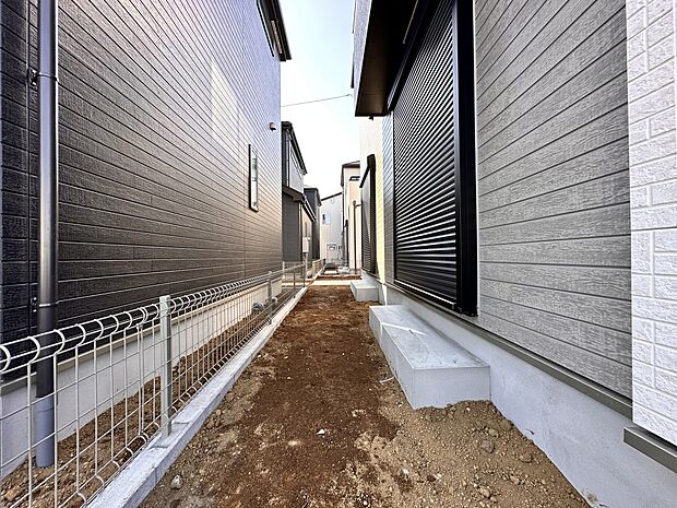 【庭】プランター等をおいてガーデニングが楽しめます。