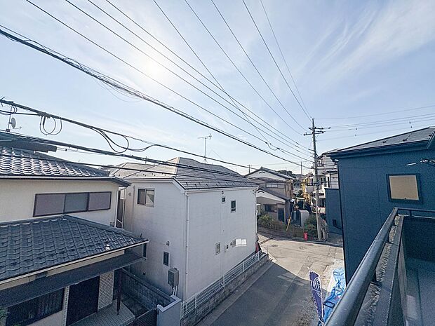 【眺望】眺望や窓からの景色が良いと、家で過ごす時間も快適です。