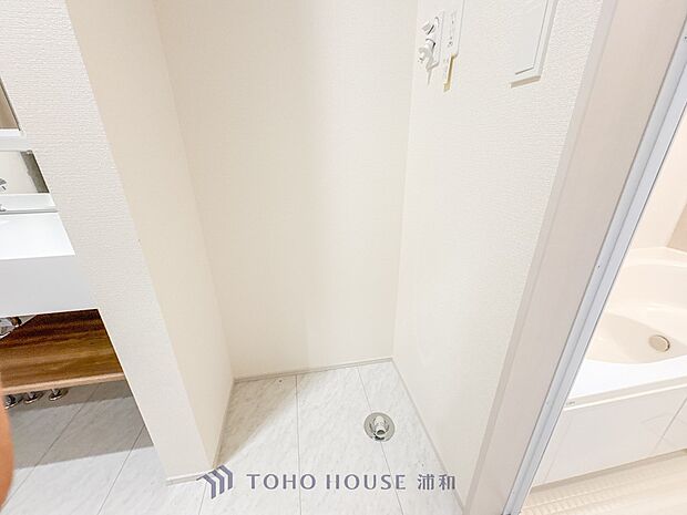 【ランドリースペース】ランドリースペースは広さもたっぷり。