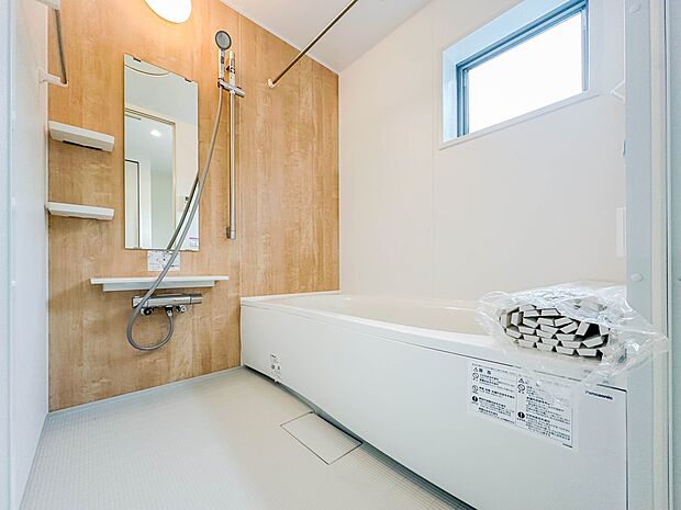 【浴室】一日の疲れを癒してくれるお風呂空間。使いやすさと上質な質感を両立して、単なる習慣から特別な時間に変わるはず。