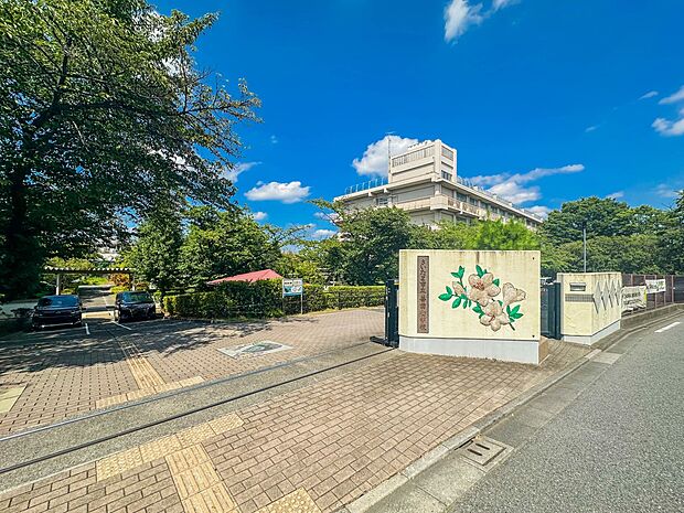 小学校 140m さいたま市立善前小学校(善前小学校(「よく学び、心ゆたかに、たくましく」を教育目標として、「知育・徳育・体育」のバランスがとれた児童の育成を目指します。笑顔が咲く、挨拶が咲…