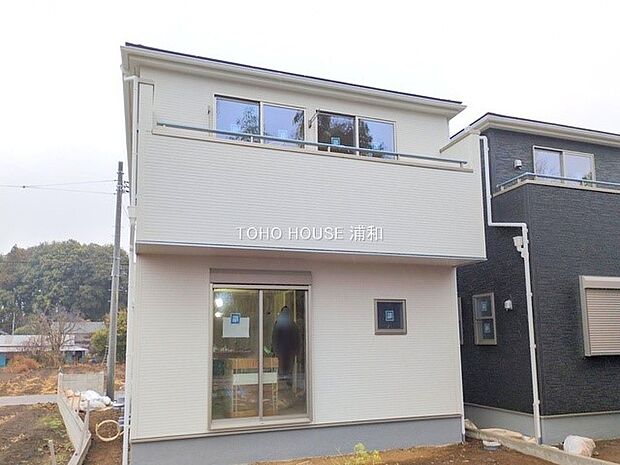 1号棟【外観】こちらの物件が少しでも気になるようでしたら、お気軽にお問合せください。人生でいちばん大きなお買い物ですので、ゆっくりご見学ください。ネット上の画像と実際の見学では、リアル感がま…