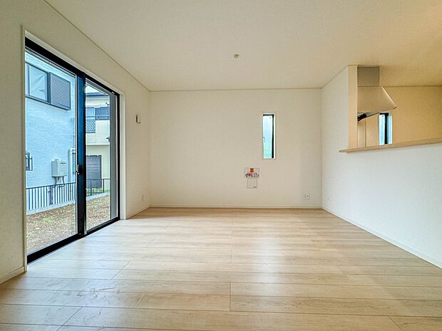 2号棟【LDK15.5帖】充実した生活は伸びやかな居室空間から始まります。快適に・伸びやかに。心の潤いを求める方々へ。