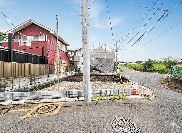 【外観】こちらの物件に少しでもご興味がありましたら、お気軽にお電話下さい。ネット上で「見えない物」「わからない事」でも、実際にご見学いただくことで、手に取るようにおわかりいただけるはずです。…
