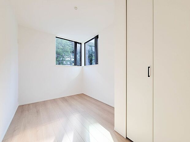 3号棟【収納】限られたスペースを有効に活用できる壁面クローゼット。